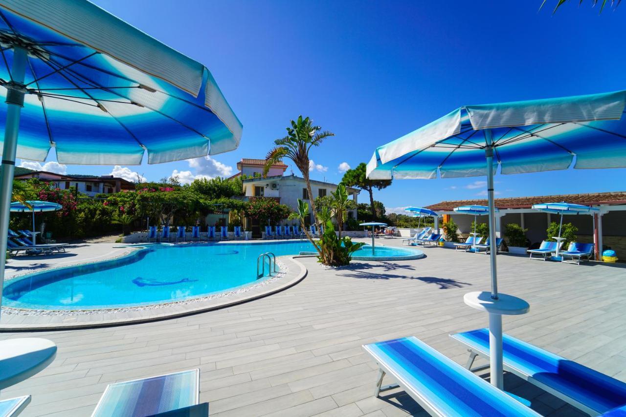Hotel Residence Le Playe Santa Domenica  Extérieur photo