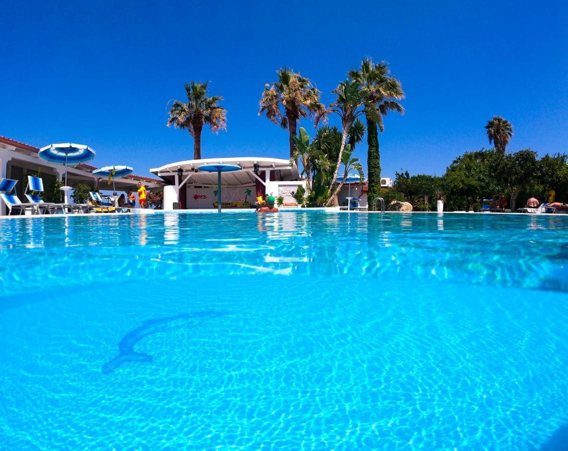 Hotel Residence Le Playe Santa Domenica  Extérieur photo