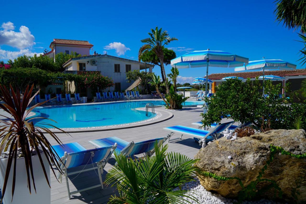 Hotel Residence Le Playe Santa Domenica  Extérieur photo